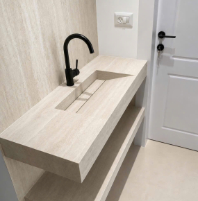 Đá Bàn LaVaBo